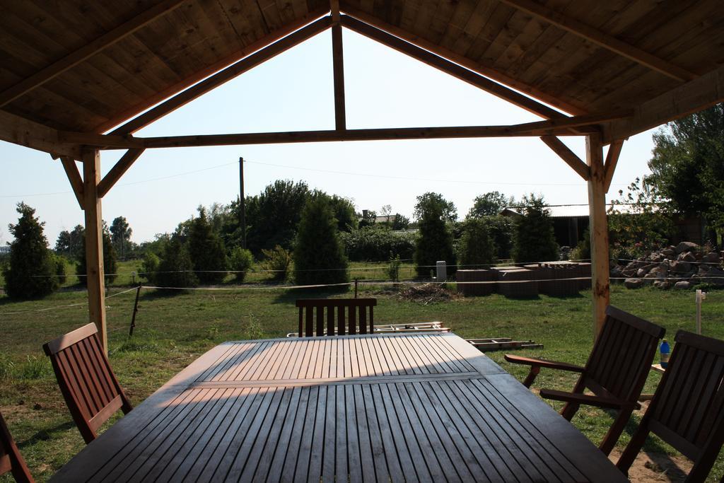 Ferienwohnung Landhaus Questin Alt Bukow Exterior foto